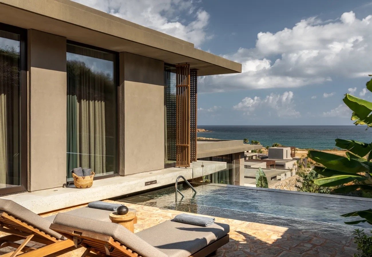 Villa with pool