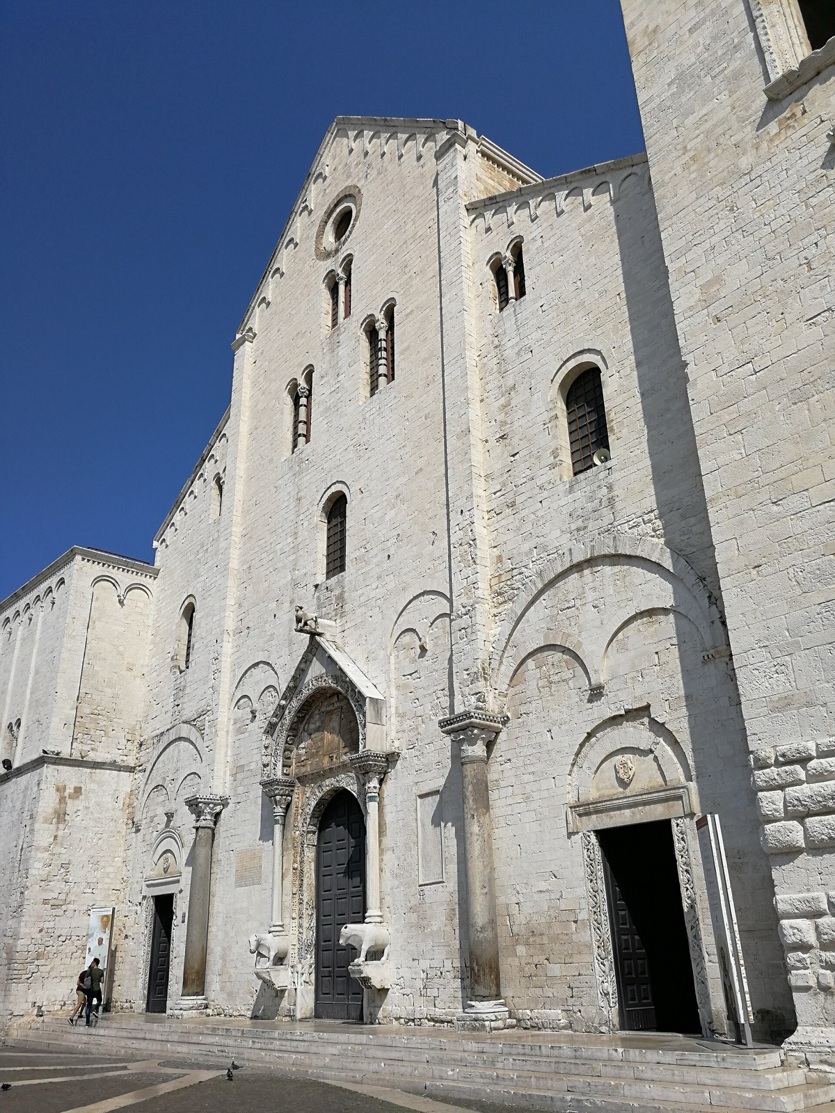 The Romanesque facade of the Basilica di San Nicola in Bari