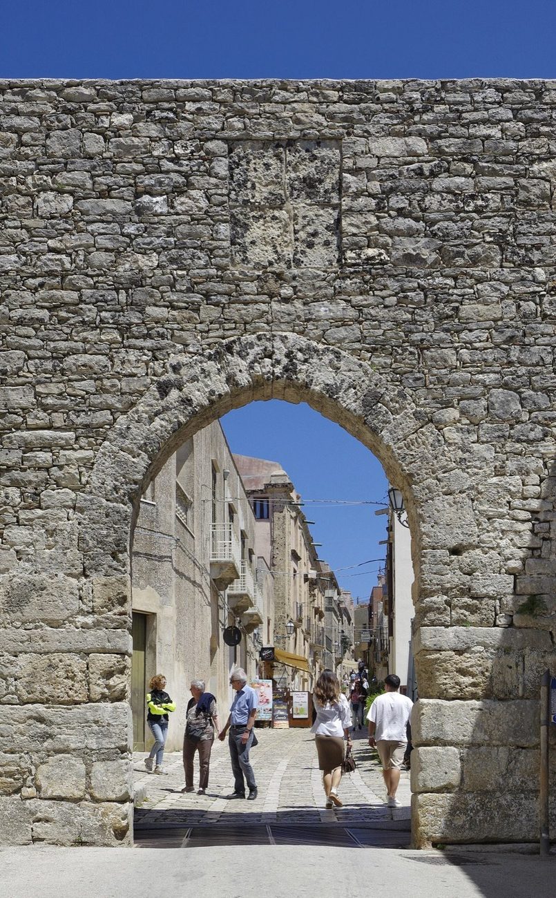The Porta Trapani gate into the walled town of Erice