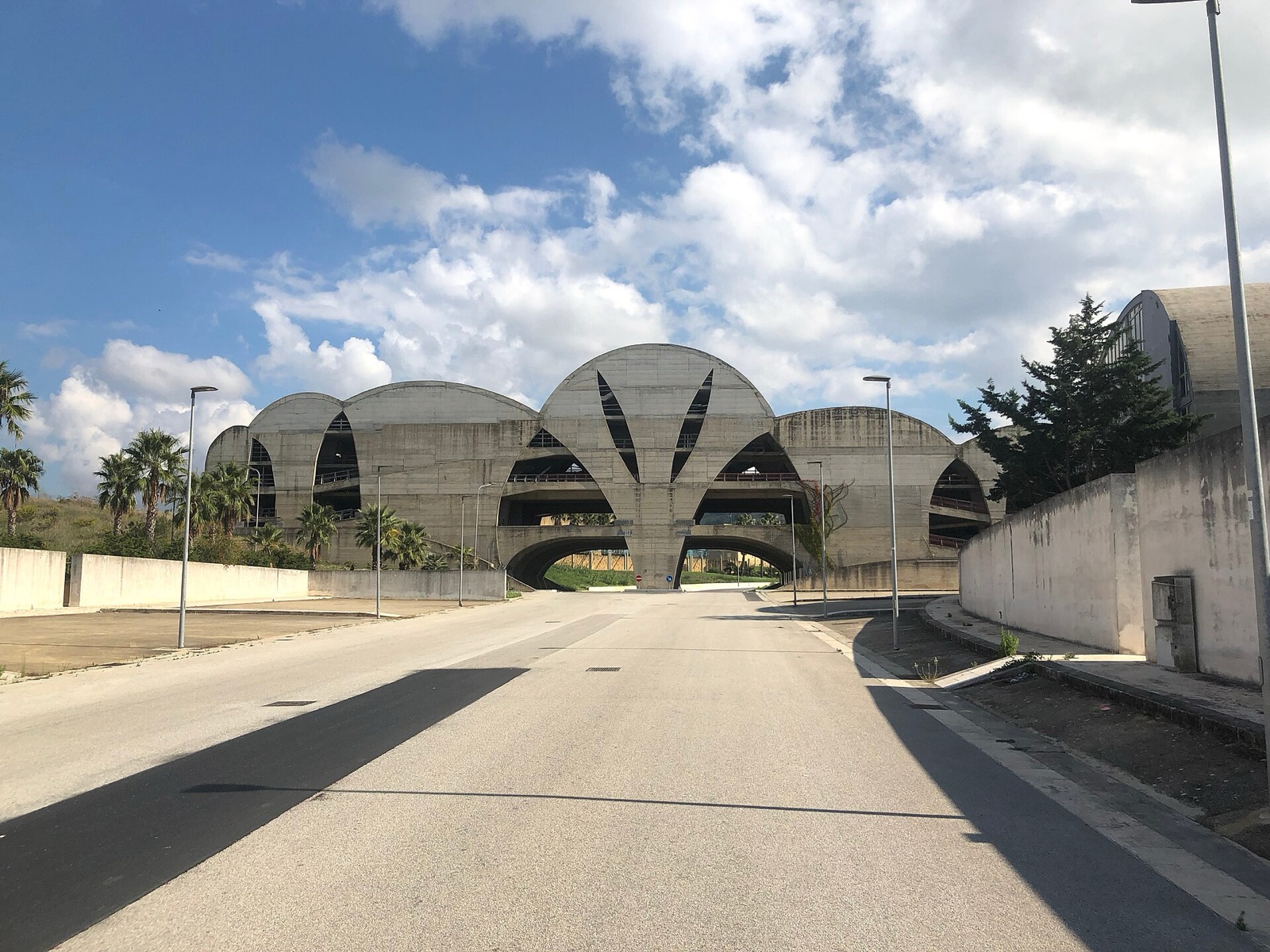 Pietro Consagra's wave-shaped concrete theatre in Gibellina
