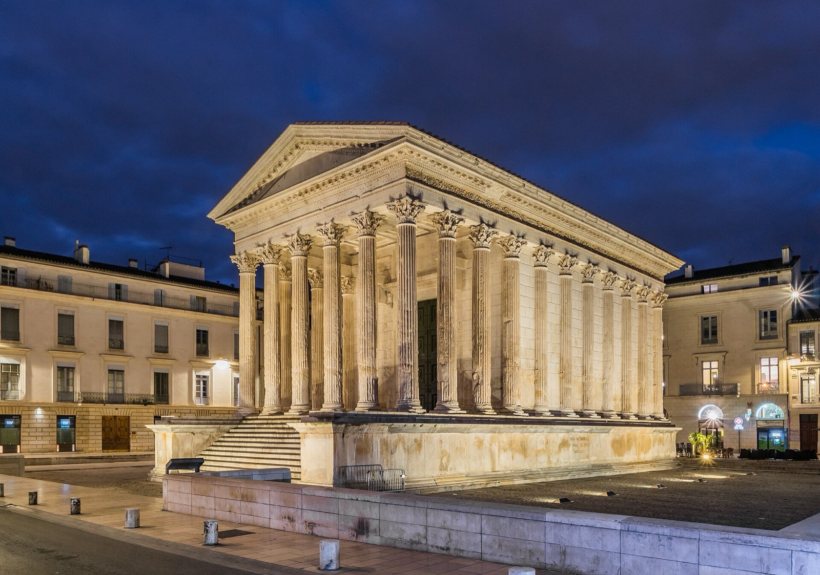 For one summer the most Roman city in France holds a hundred works from the Louvre, and as