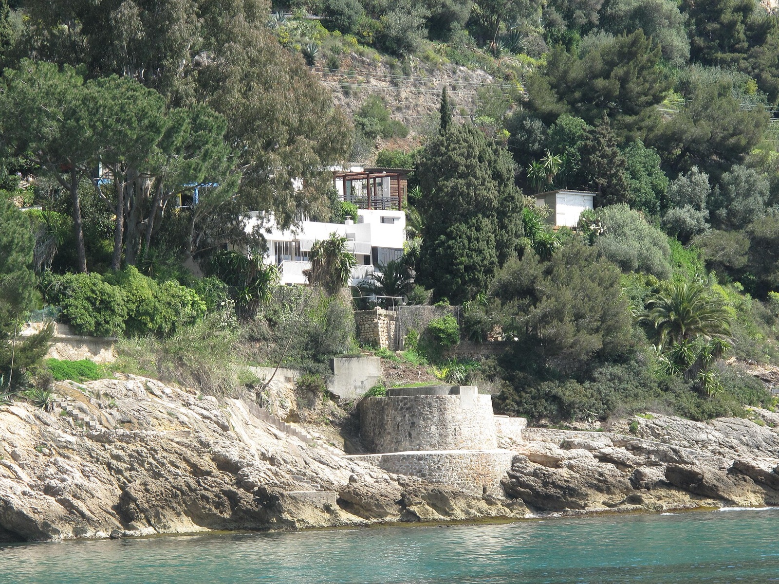 A shelf of rock above the sea at Roquebrune-Cap-Martin holds Eileen Gray's masterpiece, Le