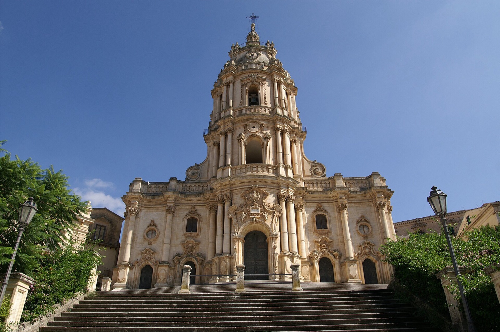 The Duomo di San Giorgio in Modica above its long baroque staircase