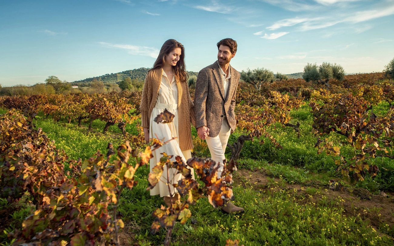 Walking the estate's old vines at Quinta do Paral